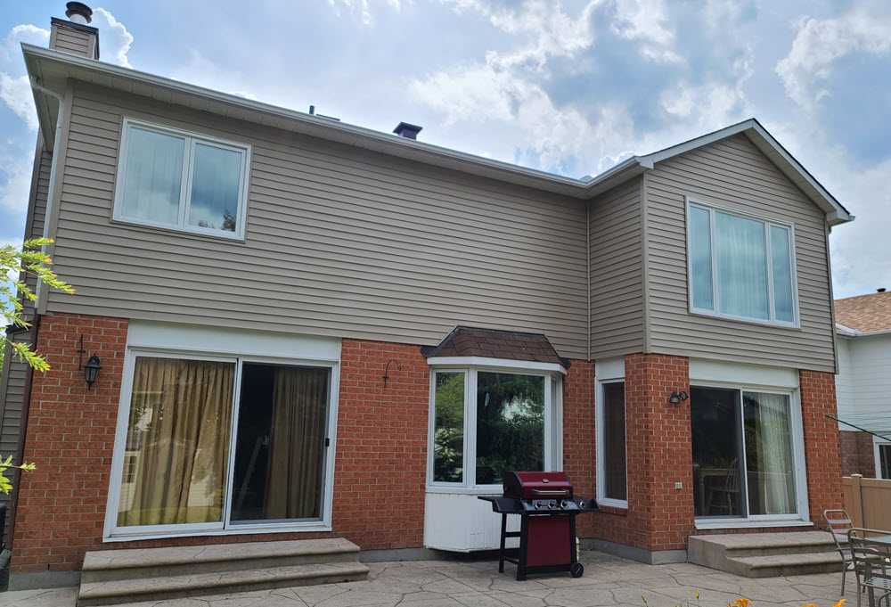 alba-home-services-house with vinyl-siding